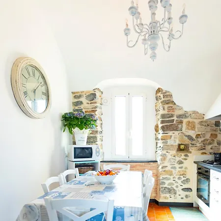 Il Convento Sul Mare Vakantiehuis Santo Stefano al Mare