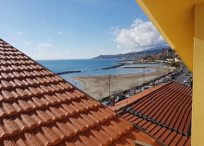 Feriehus Il Convento Sul Mare Santo Stefano al Mare